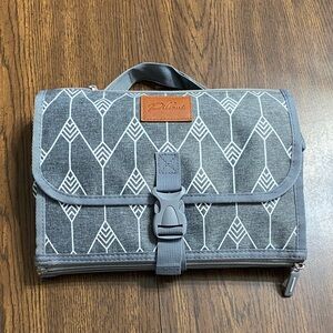 “5/$20” Portable travel diaper changing station